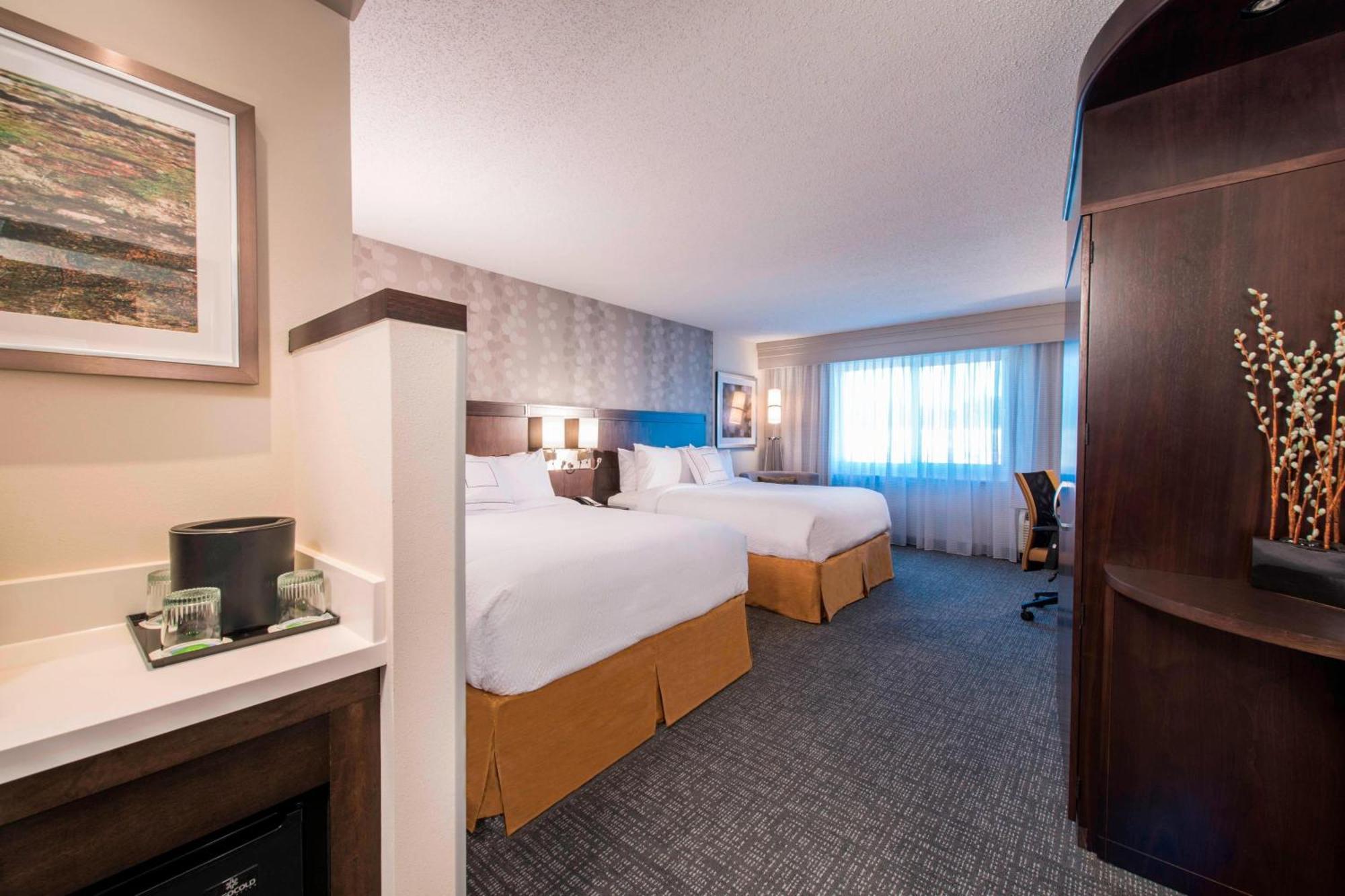 Courtyard By Marriott Columbus Hotel Eksteriør billede