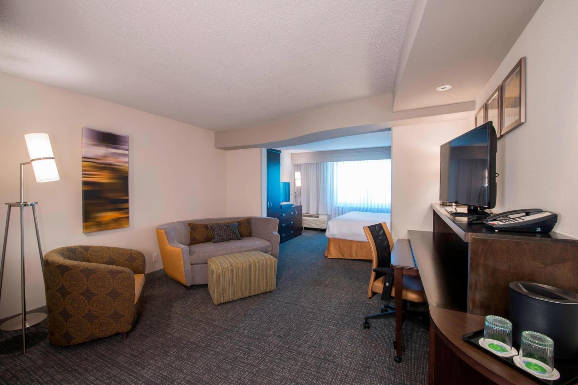 Courtyard By Marriott Columbus Hotel Eksteriør billede